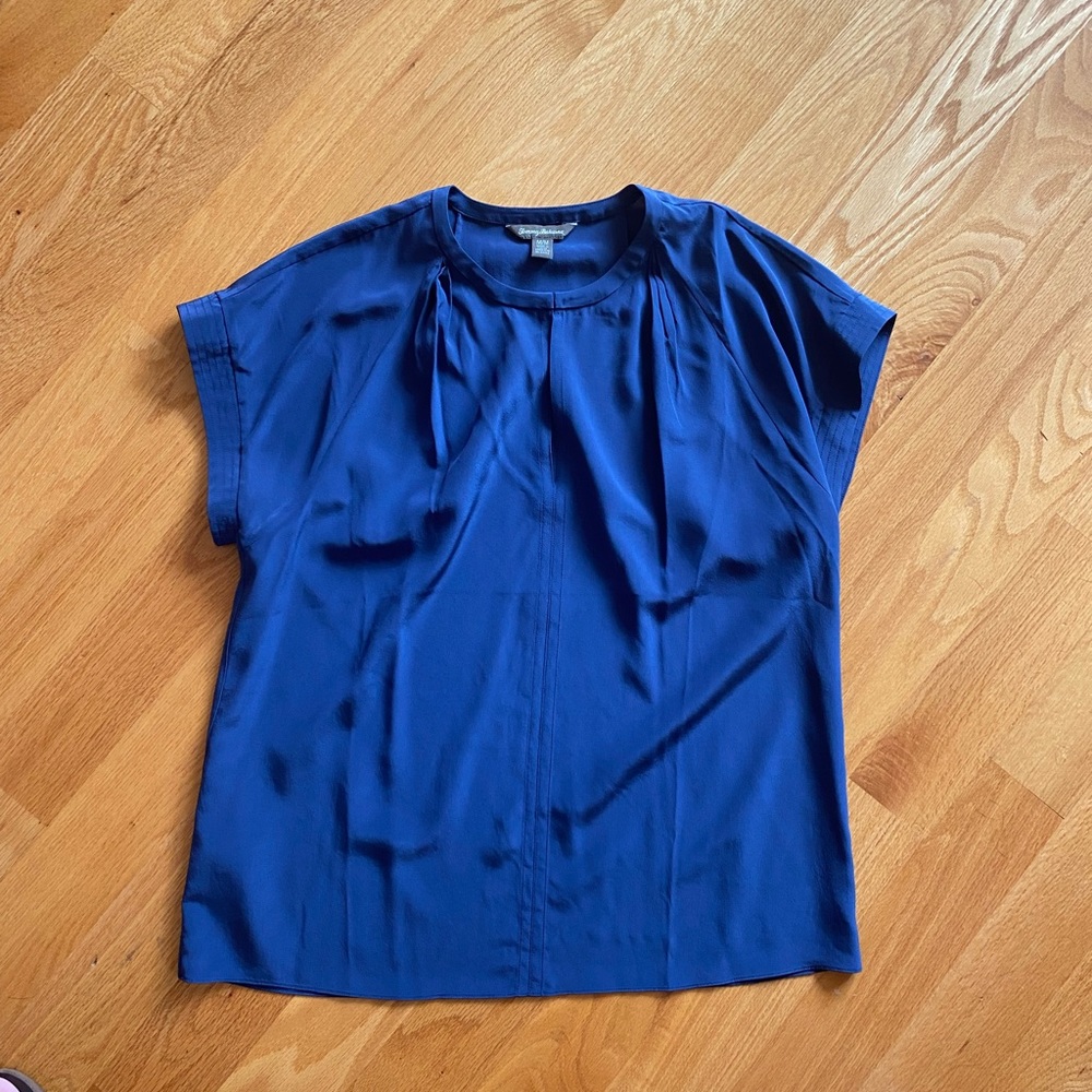 Tommy Bahama top- 100% silk - NWOT